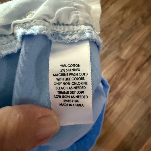 Crown & Ivy Curvy cropped pants 22w EUC - Picture 3 of 3